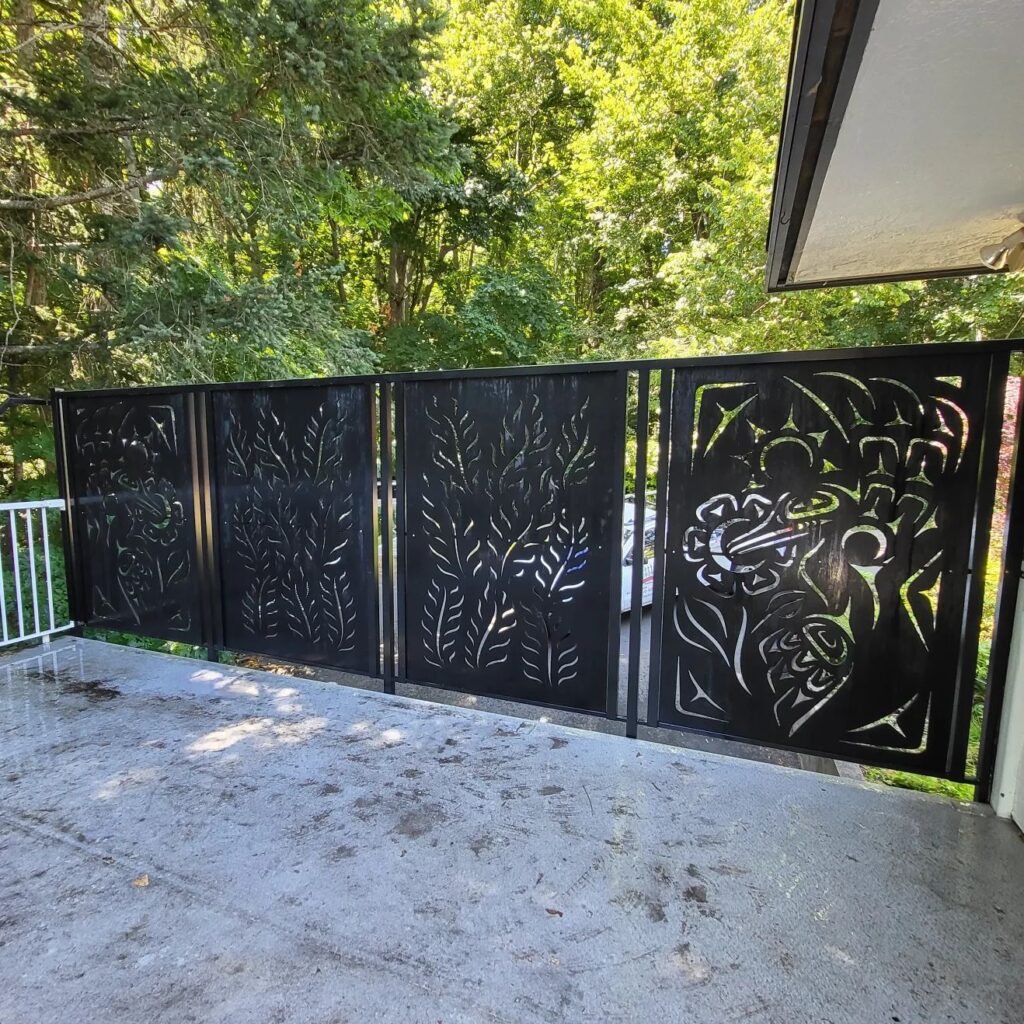 black aluminum gate in victoria driveway