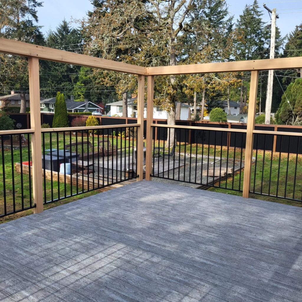 aluminum picket railings on deck